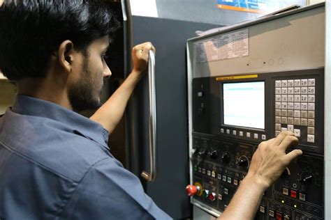 cnc machine operating training in bangalore|cnc training near me.